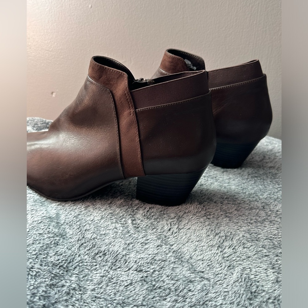Dexflex Wide Boots Sz 12 Wide Brown Side-Zip Ankle Boots booties - Picture 3 of 7